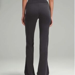 Lululemon Women's Brushed Softstreme Ribbed Zip Flared Pant 33" Black 4